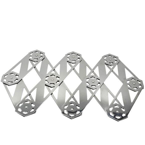 Vintage Mid Century Silver tone / Chrome Expandable Accordion Gear Trivet  1950s - Picture 1 of 6